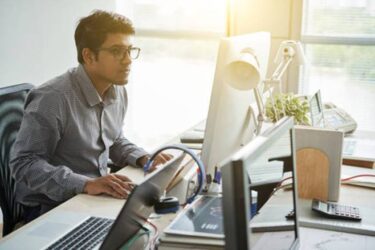 日本のIT人材不足の現状と外国人IT人材活用の最新動向